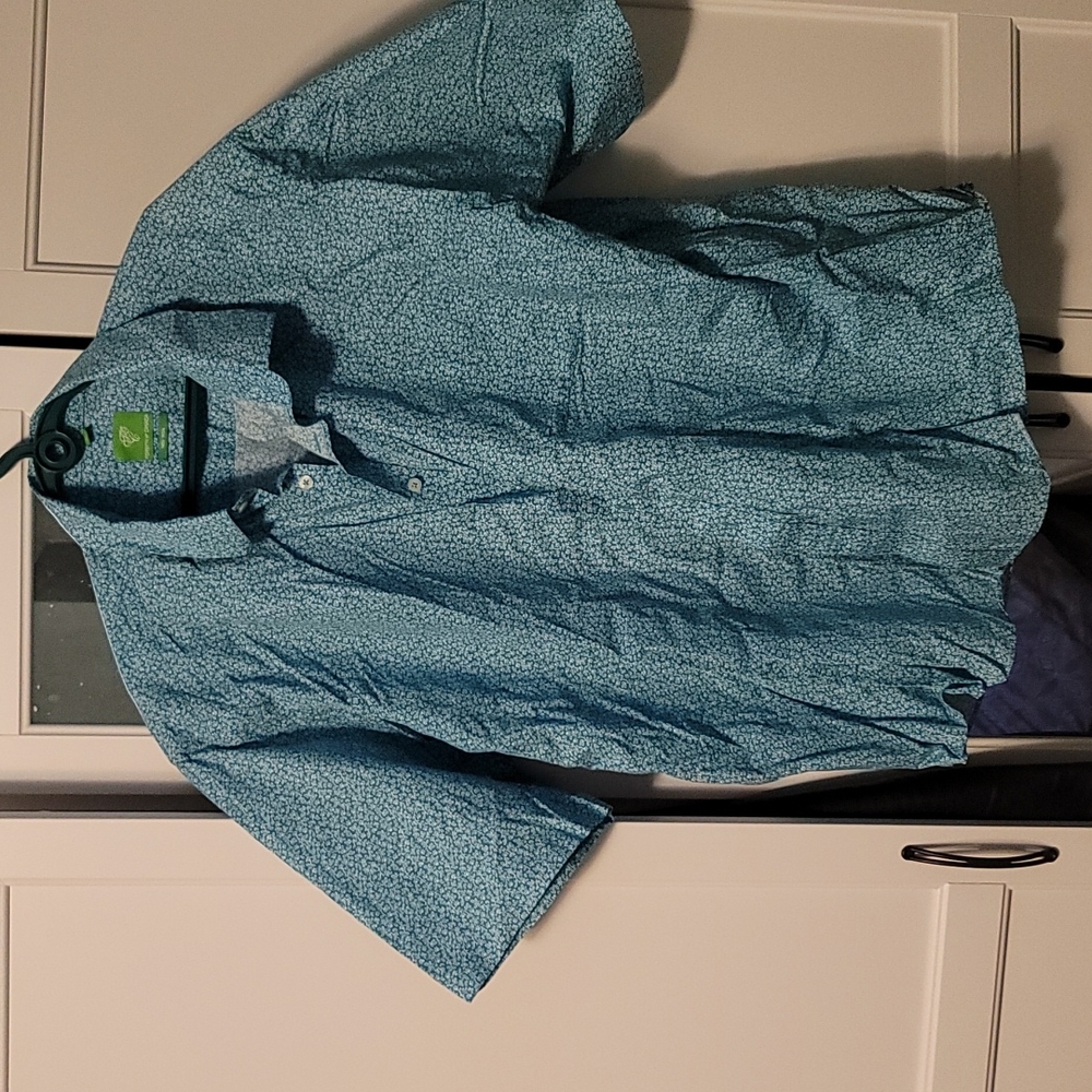 Men's short sleeved button down shirt, XXL